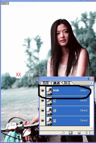 Photoshop教程:把偏色照片調成清爽淡藍色調