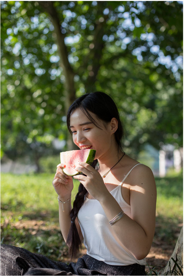 小清新，通过PS把夏日人像调出日系清新通透的色调