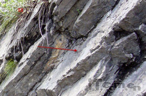 PS合成非常震撼的火山噴發字