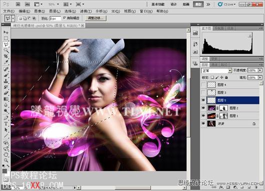 Photoshop cs5制作流光溢彩的光效美女背景