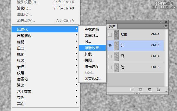 利用置换滤镜给风景图片加上逼真的水面