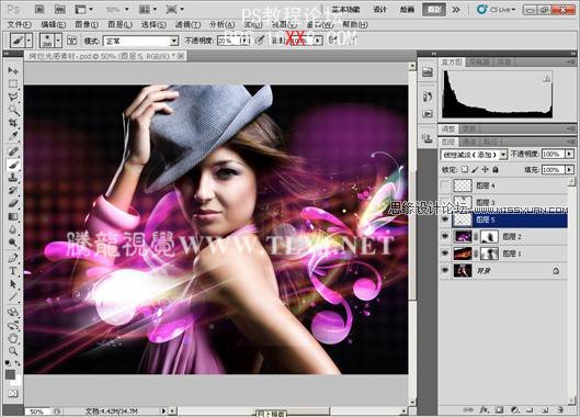 Photoshop cs5制作流光溢彩的光效美女背景